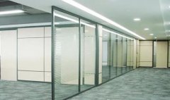 青島李滄區(qū)文化傳媒公司辦公屏風(fēng)隔斷定做安裝現(xiàn)場